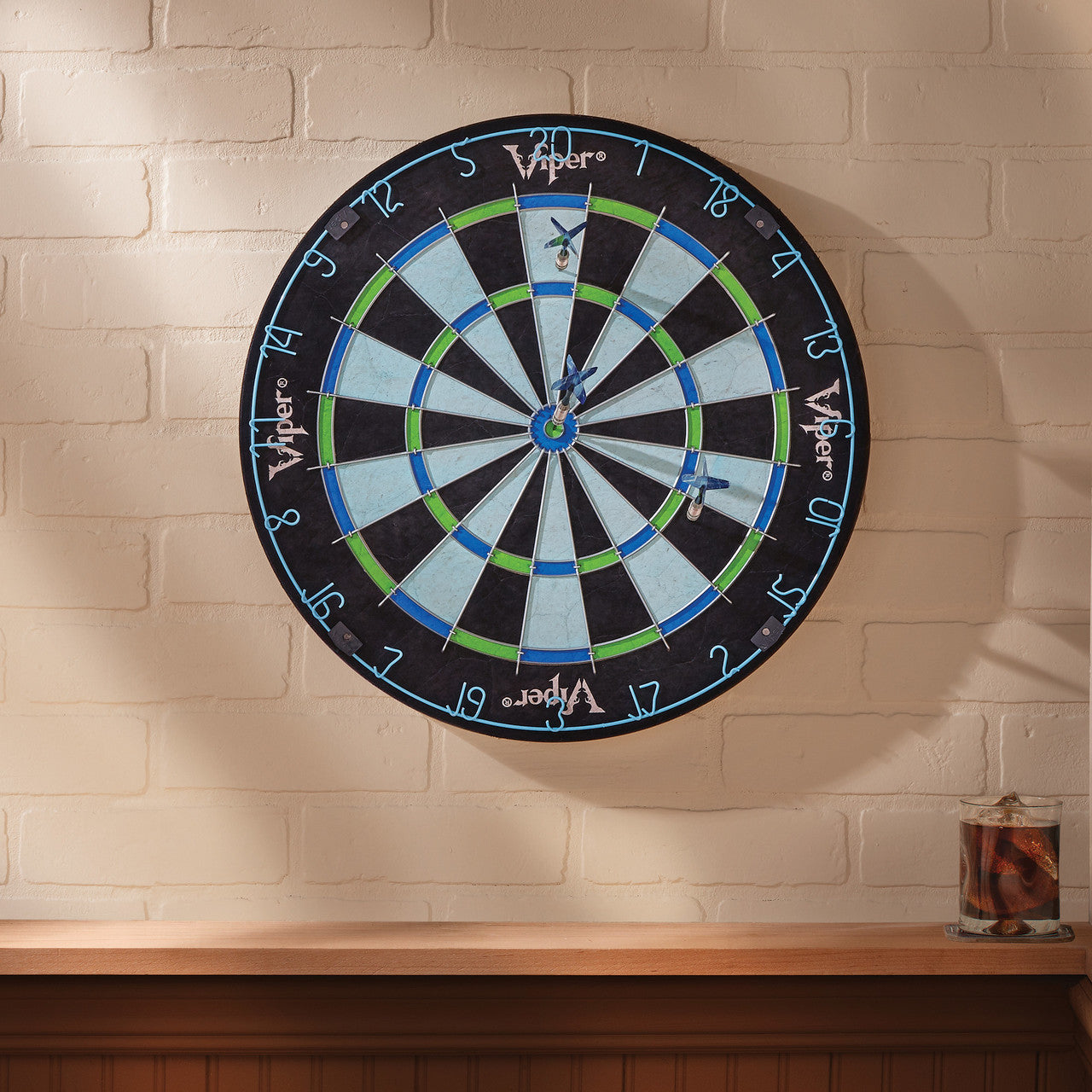 VIPER CHROMA SISAL BRISTLE DARTBOARD GLD Products